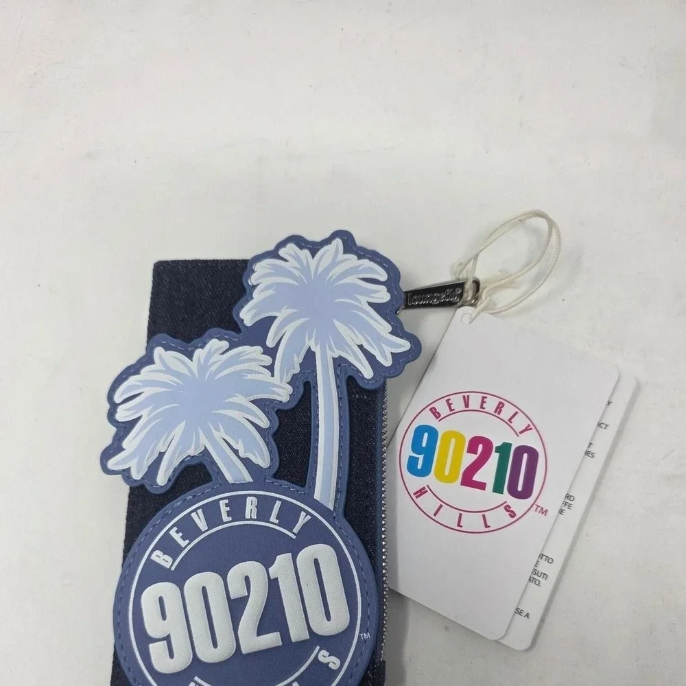 Beverly Hills, 90210 Exclusive Large‎ Card Holder
